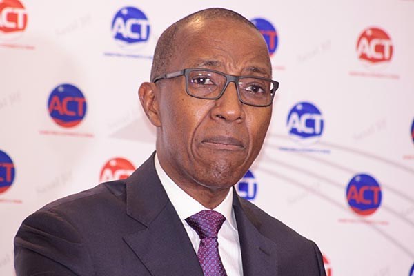 Abdoul Mbaye dément tout contact avec Macky Abdoul Mbaye dément tout contact avec Macky