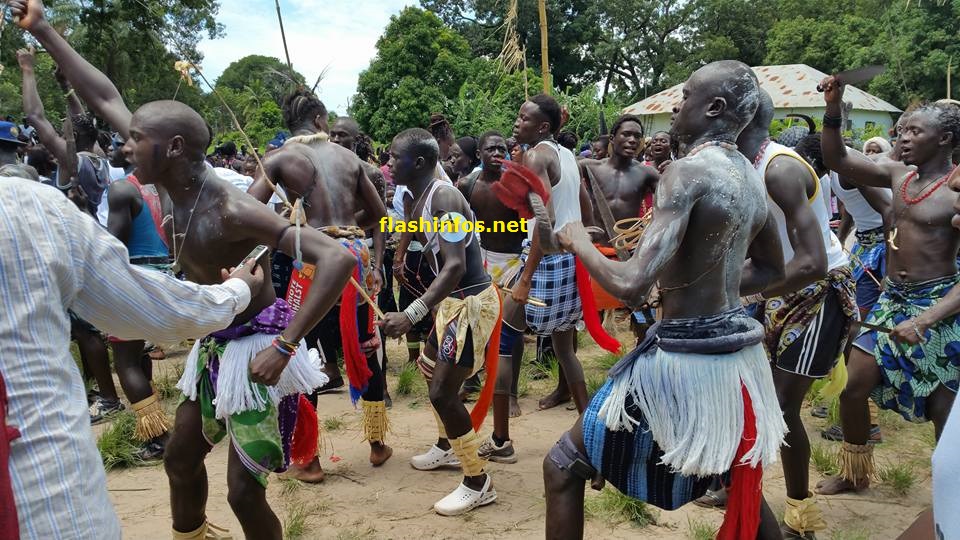HOUMEUBEUL 2016 : Quelques images de la fête du Roi d'Oussouye
