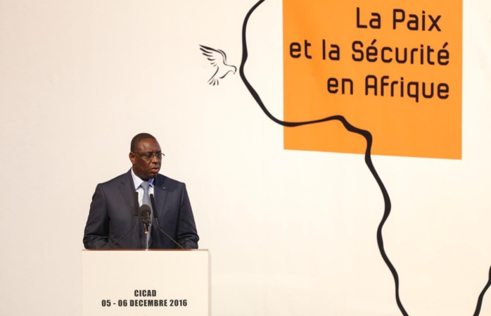 MACKY SALL : " Les terroristes ne sont pas des enfants de cœur. Ils sont bien organisés..."