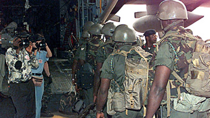 Gambie : L'armée Cedeao va attaquer à Minuit 
