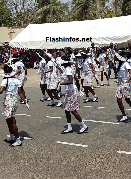 Défilé du 4 Avril à Ziguinchor : Les Majorettes du Lycée Djignabo cassent la baraque