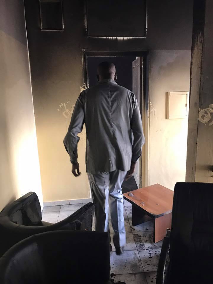 Incendie au bureau du maire de la Patte d’Oie: Le pire évité