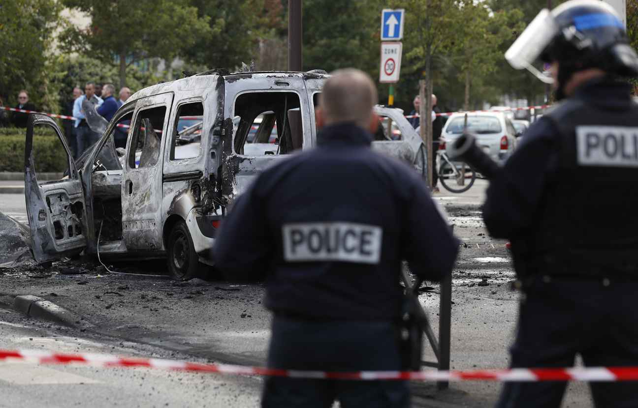 Une policière tuée dans sa voiture à New York