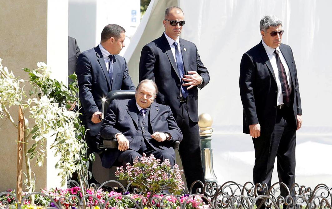 Abdelaziz Bouteflika de retour en Algérie, où la contestation ne faiblit pas