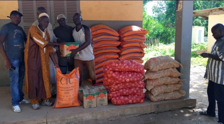 Tabaski 2019 : Stéphane Badji au chevet des couches vulnérables de Ziguinchor Tabaski 2019 : Stéphane Badji au chevet des couches vulnérables de Ziguinchor