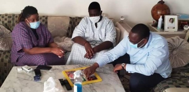 "Dakh Koor" : Macky joue au Ludo avec ses enfants en attendant le Ndogou de Tata Marième