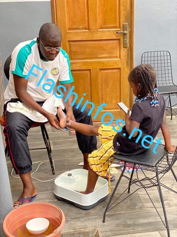 Fête des pères : Le message fort de Me Wade à son époux Aliou Sow  Fête des pères : Le message fort de Me Wade à son époux Aliou Sow