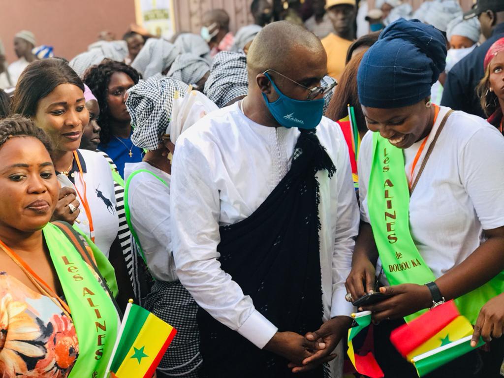 Ziguinchor : Les "Alines de Doudou Ka" appellent les jeunes à se faire vacciner contre la Covid-19  Ziguinchor : Les "Alines de Doudou Ka" appellent les jeunes à se faire vacciner contre la Covid-19