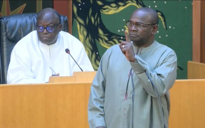 Aymerou Gningue sur les passeports diplomatiques : «Nous sommes prêts à lever l’immunité des collègues cités» Aymerou Gningue sur les passeports diplomatiques : «Nous sommes prêts à lever l’immunité des collègues cités»