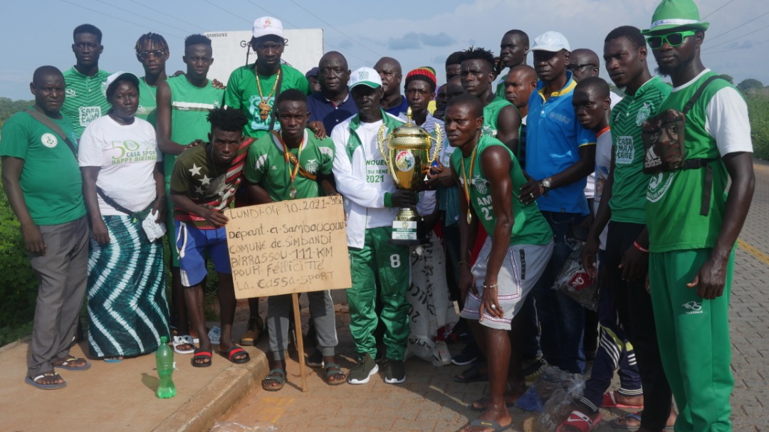 Ziguinchor :  Après 111 km de marche, Sakoudji accueilli et honoré par Seydou Sané et le Casa-Sport  Ziguinchor :  Après 111 km de marche, Sakoudji accueilli et honoré par Seydou Sané et le Casa-Sport