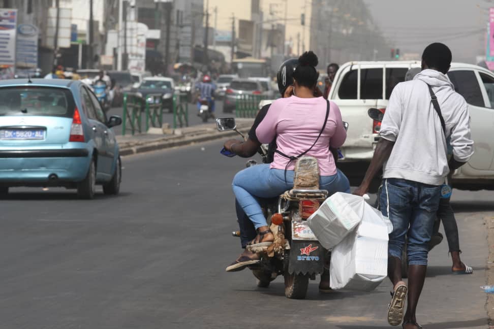 Grève des transports : Les motos prennent le pouvoir à Dakar