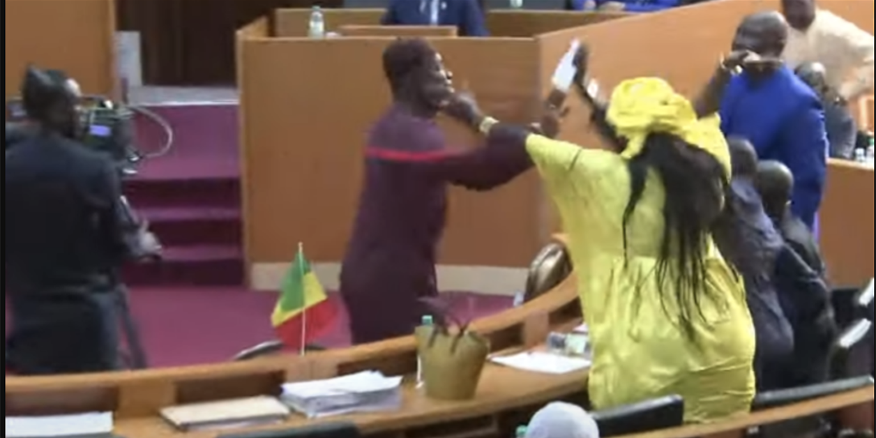 Affaire Amy Ndiaye : Les conséquences judiciaires de la “fuite” des deux députés incriminés Affaire Amy Ndiaye : Les conséquences judiciaires de la “fuite” des deux députés incriminés