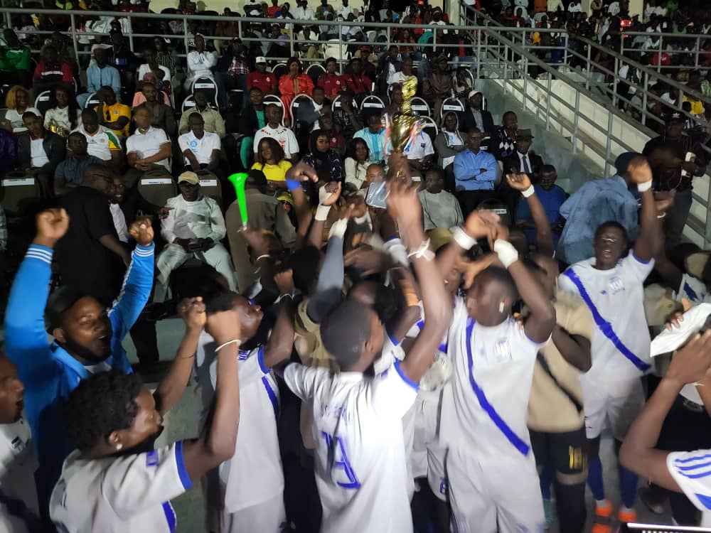 Finale Zone 2B de Ziguinchor : Le parrain Taïbou Diédhiou gâte la jeunesse (images)