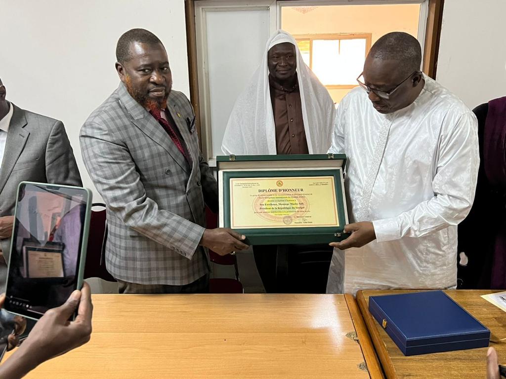 En visite en Arabie saoudite : Cheikh Oumar Anne au chevet de l'école sénégalaise internationale de Djeddah