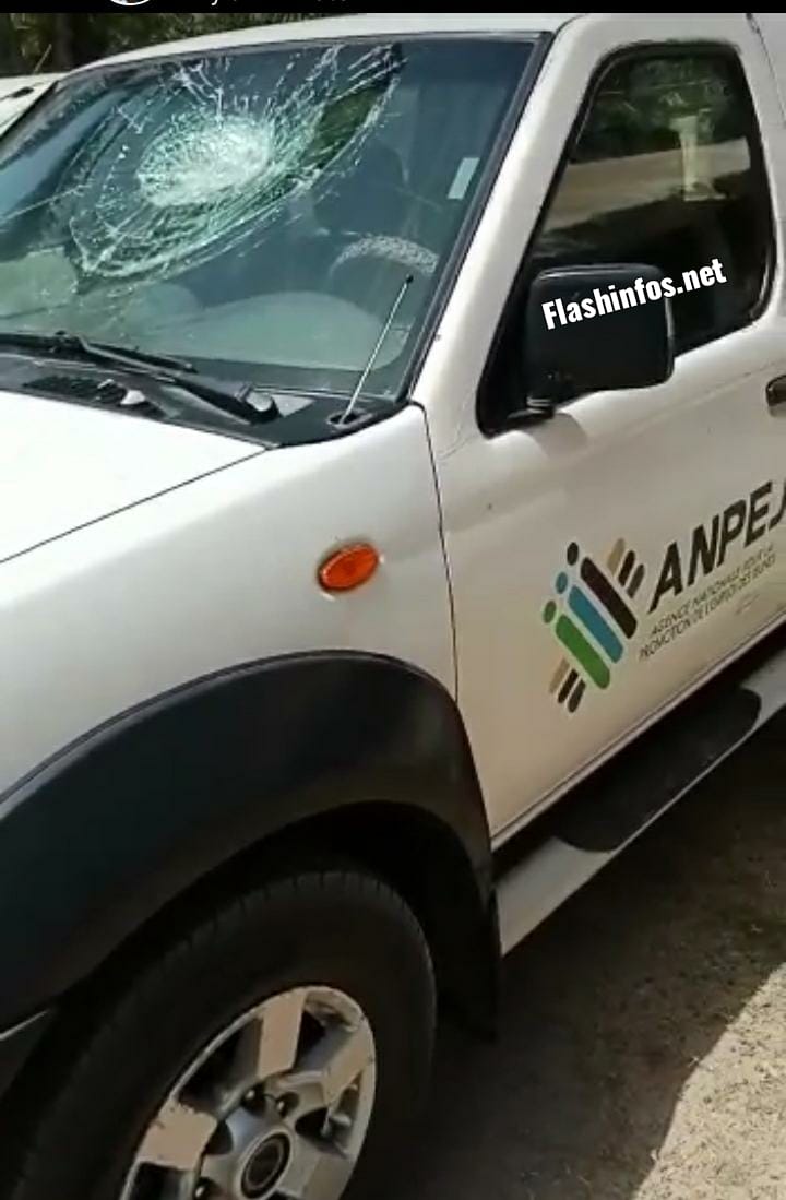 Ziguinchor : Le siège de l'Apr incendié...Le Pick-up de l'ANPEJ caillassé par des manifestants