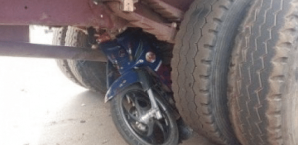 Kahone : Un motocycliste tué par un camion-citerne