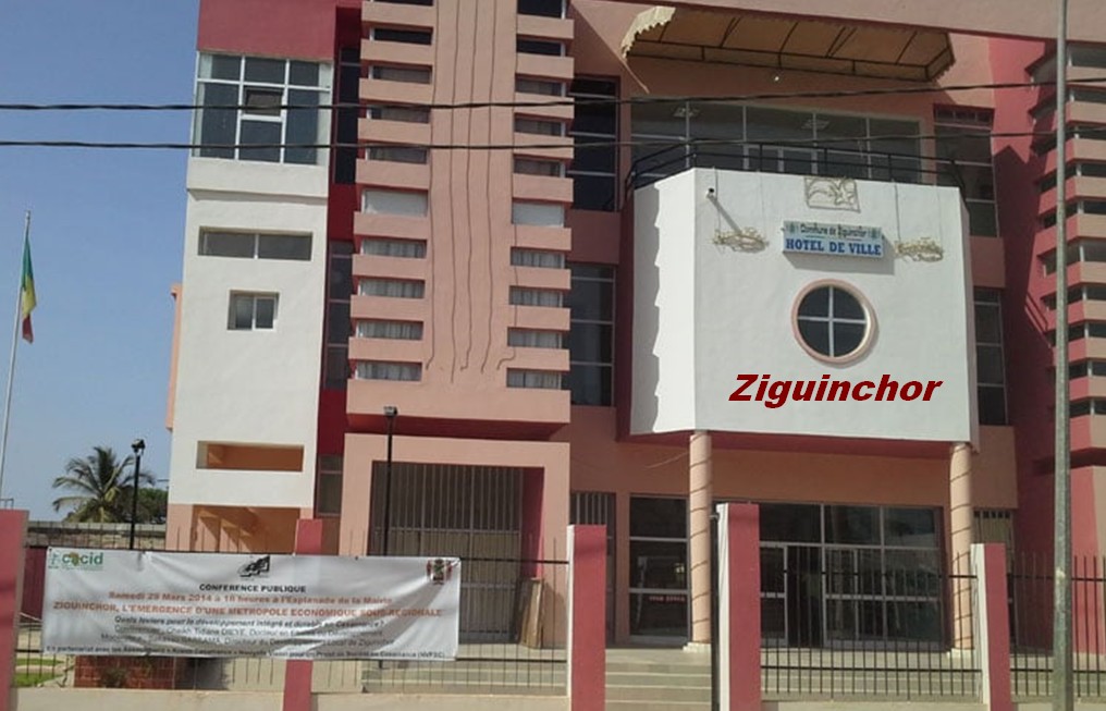 Mairie de Ziguinchor : Les conseillers de l'opposition vont voter pour le meilleur Profil pour succéder à Ousmane Sonko Mairie de Ziguinchor : Les conseillers de l'opposition vont voter pour le meilleur Profil pour succéder à Ousmane Sonko