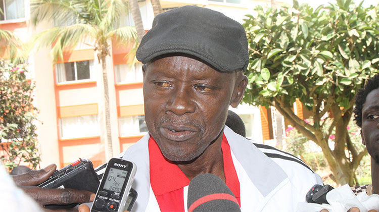 CONSEQUENCE DE LA LARGE VICTOIRE DU CASA SUR L’AS DOUANE : Karim Séga limogé de son poste d’entraîneur CONSEQUENCE DE LA LARGE VICTOIRE DU CASA SUR L’AS DOUANE : Karim Séga limogé de son poste d’entraîneur