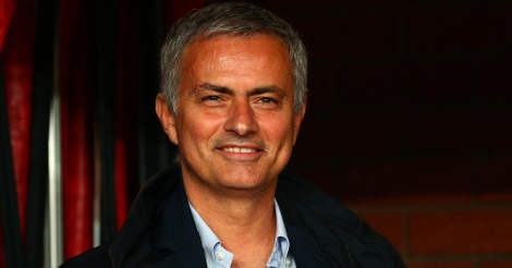 Le PSG aurait approché Mourinho