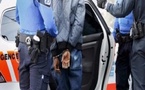 Italie : un Sénégalais tente de tuer un policier, le film de l'agression