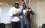 LAC DE GUIERS PRESENTE SON TROPHEE A JEAN PIERRE SENGHOR DU PRODAC (Images)